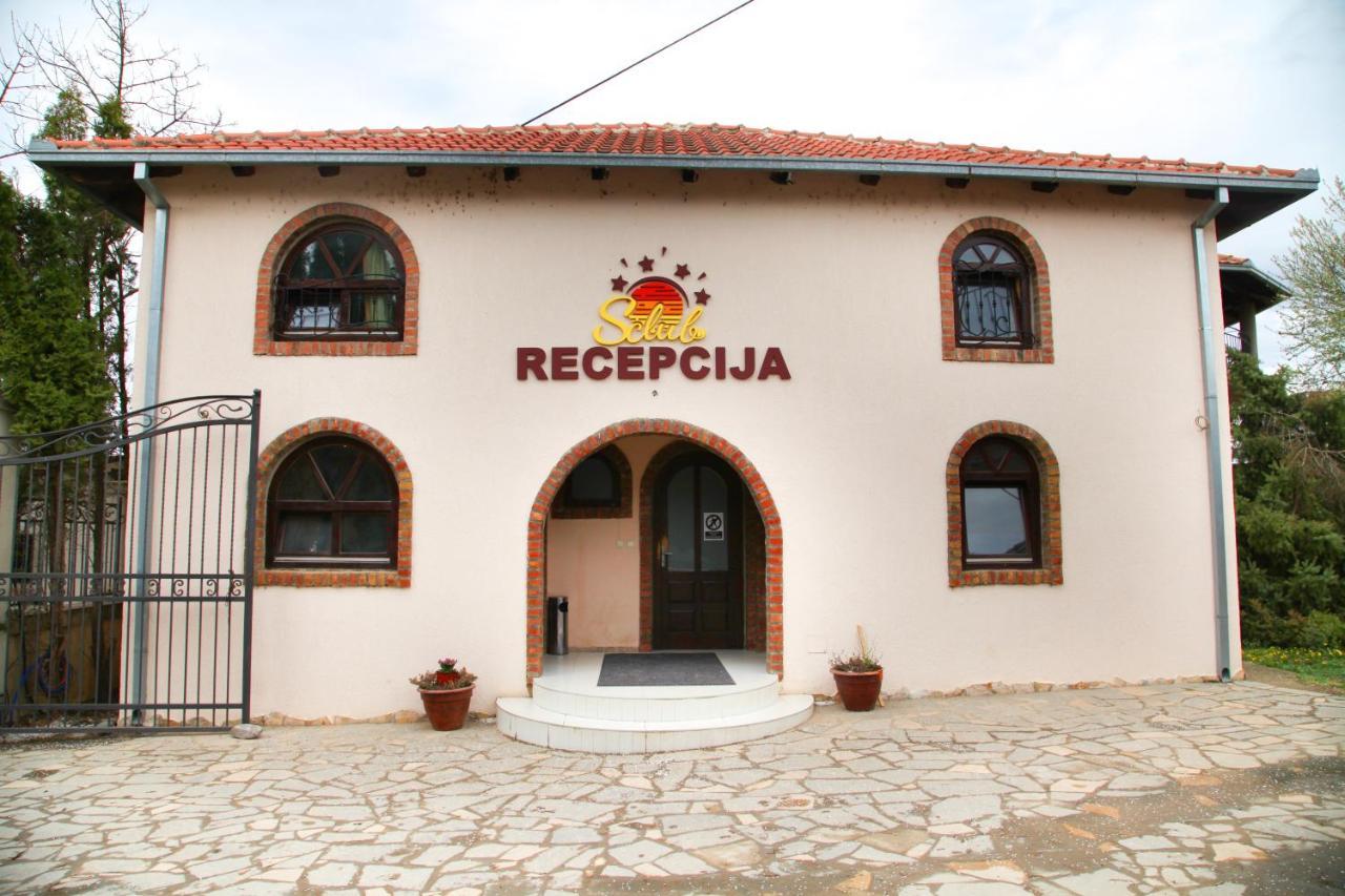 S Club Resort Hotel Aqua Park And Spa Belgrado Esterno foto