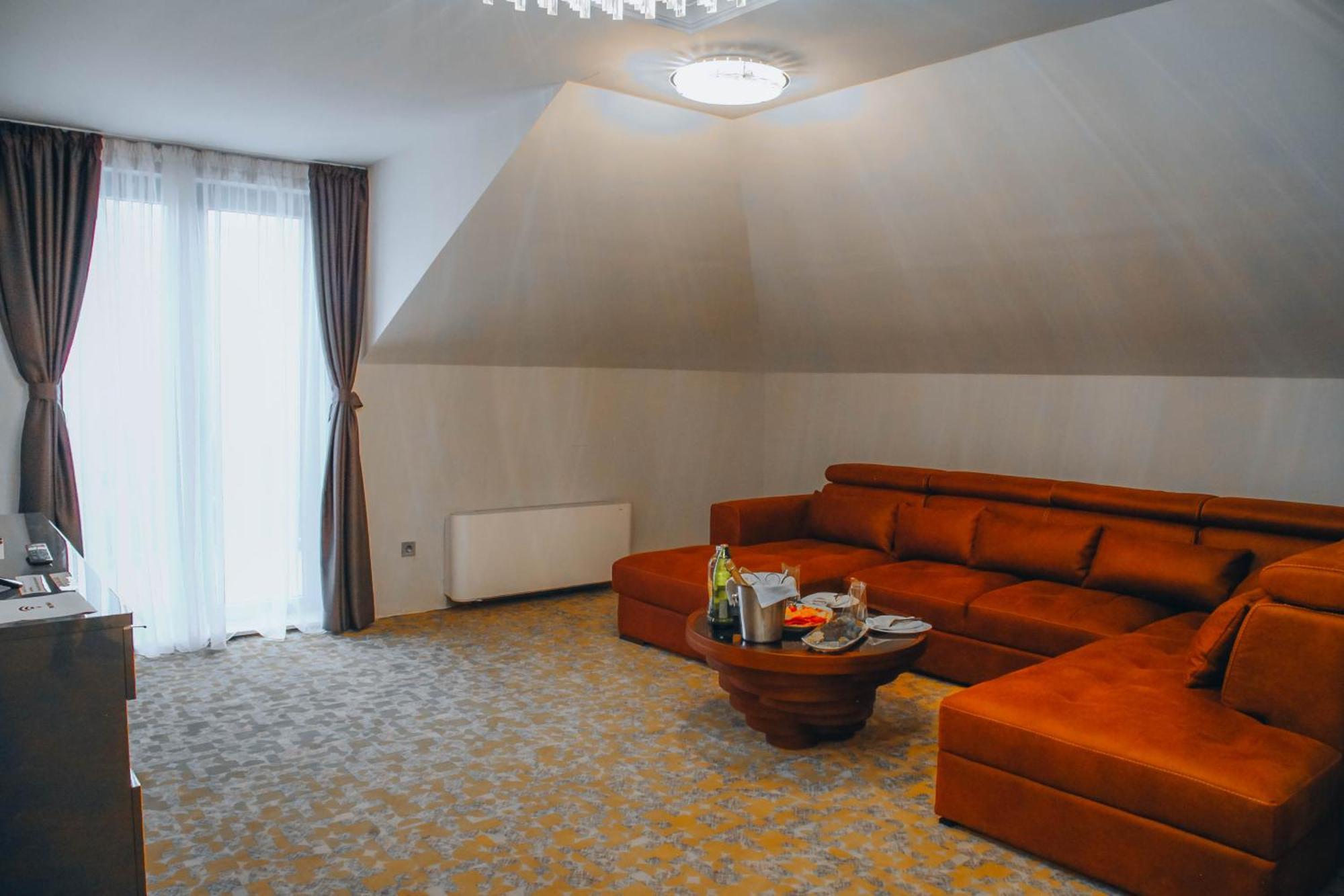 S Club Resort Hotel Aqua Park And Spa Belgrado Camera foto